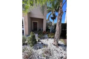 1033 Grantham Dr, Sarasota, FL 34234, Sold 02/22/22