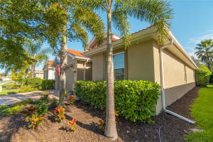 19328 Yellowtail Ct, Venice, FL 34292, Sold 04/18/22