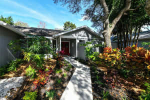 4103 Woodview Dr, Sarasota, FL 34232, Sold 01/28/22