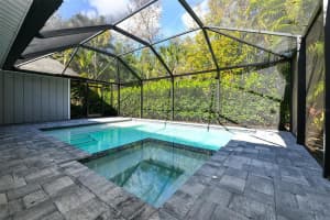 4103 Woodview Dr, Sarasota, FL 34232, Sold 01/28/22