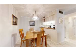 3237 S Beneva Rd, Sarasota, FL 34232, Sold 03/10/22