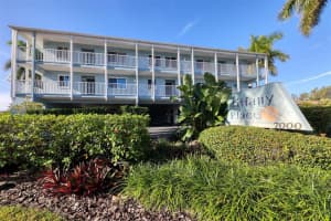 7000 Gulf Dr, Bradenton Beach, FL 34217, Sold 03/23/22