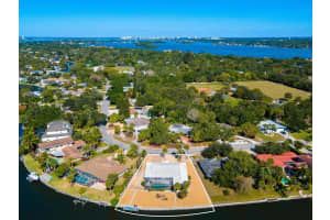 5354 Shadow Lawn Dr, Siesta Key, FL 34242, Sold 03/17/22