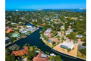 5354 Shadow Lawn Dr, Siesta Key, FL 34242, Sold 03/17/22