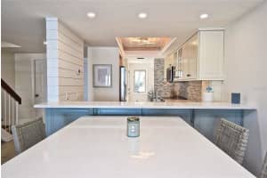 800 Broadway St, Longboat Key, FL 34228, Sold 03/07/22