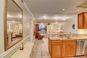9393 Midnight Pass Rd, Sarasota, FL 34242, Sold 03/31/22