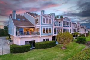 17 Tidy Island Blvd, Bradenton, FL 34210, Sold 05/02/22