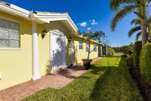 5979 Benevento Dr, Sarasota, FL 34238, Sold 03/15/22