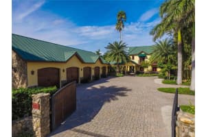 503 Casey Key Rd, Nokomis, FL 34275, Sold 05/04/22
