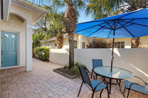211 Auburn Woods Cir, Venice, FL 34292, Sold 02/09/22