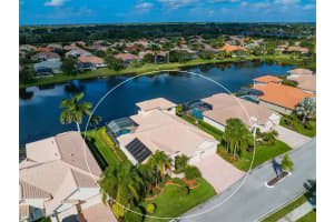 2950 Bravura Lake Dr, Sarasota, FL 34240, Sold 02/15/22