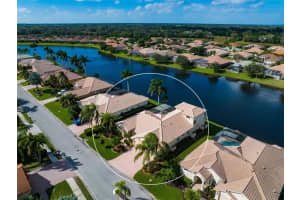 2950 Bravura Lake Dr, Sarasota, FL 34240, Sold 02/15/22