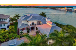 1435 Westway Dr, Sarasota, FL 34236, Sold 06/01/22