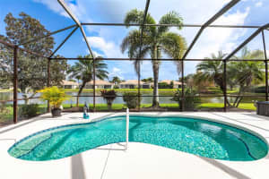 8007 Stirling Falls Cir, Sarasota, FL 34243, Sold 03/07/22