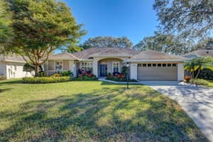 5272 Sunnydale Cir S, Sarasota, FL 34233, Sold 03/31/22