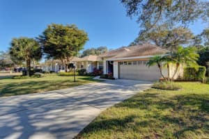 5272 Sunnydale Cir S, Sarasota, FL 34233, Sold 03/31/22