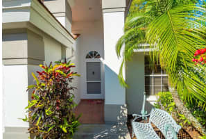 3150 Lake Park Ln, Sarasota, FL 34231, Sold 04/14/22