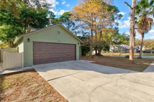 1989 Wood Hollow Pl, Sarasota, FL 34235, Sold 03/25/22