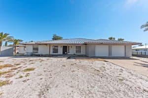 5405 Azure Way, Siesta Key, FL 34242, Sold 04/04/22