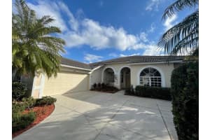 7564 Ridge Rd, Sarasota, FL 34238, Sold 04/05/22
