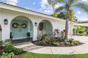 7425 Mariana Dr, Sarasota, FL 34231, Sold 03/15/22