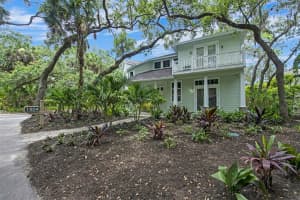 1904 Rain Forest Trail, Sarasota, FL 34240, Sold 04/01/22