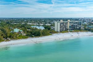 199 Whispering Sands Dr, Siesta Key, FL 34242, Sold 04/29/22