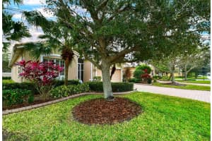 6455 43rd Ct E, Sarasota, FL 34243, Sold 03/30/22
