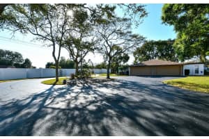 3554 Auburn Ct, Sarasota, FL 34231, Sold 03/31/22