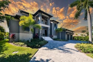 422 Meadow Lark Dr, Sarasota, FL 34236, Sold 04/05/22