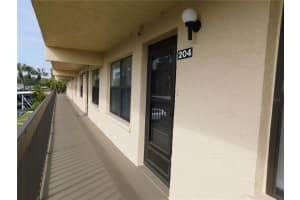 635 30th Ave W, Bradenton, FL 34205, Sold 02/28/22