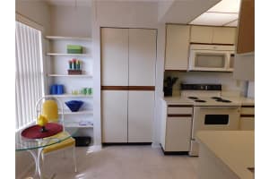 635 30th Ave W, Bradenton, FL 34205, Sold 02/28/22