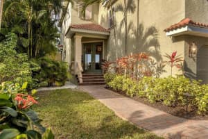 5222 Avenida Del Mare, Siesta Key, FL 34242, Sold 02/25/22
