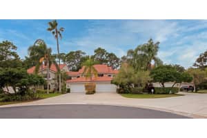 7600 Fairway Woods Dr, Sarasota, FL 34238, Sold 03/04/22