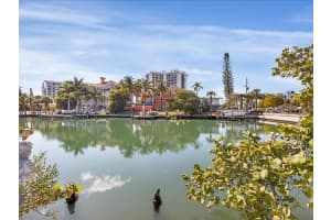 551 S Washington Dr, Sarasota, FL 34236, Sold 03/10/22