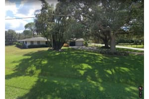 3010 E Forest Lake Dr, Sarasota, FL 34232, Sold 03/01/22