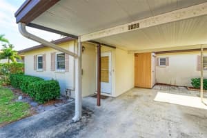 2828 Swifton Dr, Sarasota, FL 34231, Sold 02/25/22