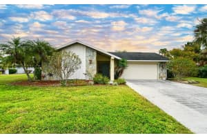 6530 Waterford Cir, Sarasota, FL 34238, Sold 03/17/22