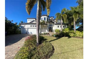 5332 Shadow Lawn Dr, Siesta Key, FL 34242, Sold 02/25/22