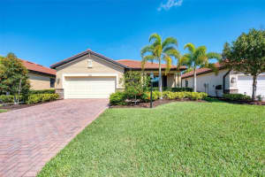 10015 Marbella Dr, Bradenton, FL 34211, Sold 05/16/22