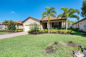 10015 Marbella Dr, Bradenton, FL 34211, Sold 05/16/22