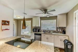 3660 Sharondale Dr, Sarasota, FL 34232, Sold 03/11/22