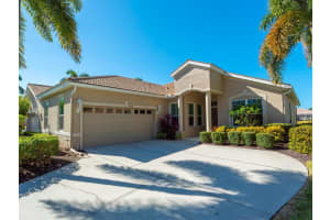 8030 Victoria Falls Cir, Sarasota, FL 34243, Sold 02/22/22