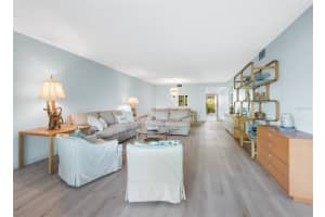 5757 Gulf of Mexico Dr, Longboat Key, FL 34228, Sold 04/15/22