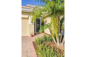 6200 Falcon Lair Dr, North Port, FL 34287, Sold 03/31/22