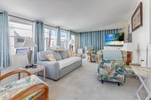 36 Main St Dr, Longboat Key, FL 34228, Sold 03/07/22