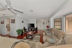 1236 Georgetowne Pl, Sarasota, FL 34232, Sold 03/01/22