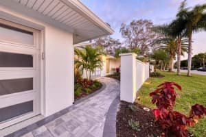1101 Bogey Ln, Longboat Key, FL 34228, Sold 03/16/22