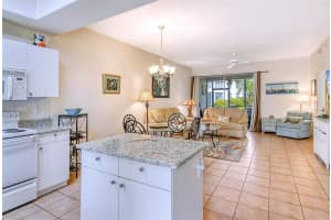 8389 Wingate Dr, Sarasota, FL 34238, Sold 03/21/22