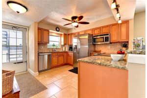 116 Vista Hermosa Cir, Sarasota, FL 34242, Sold 05/02/22